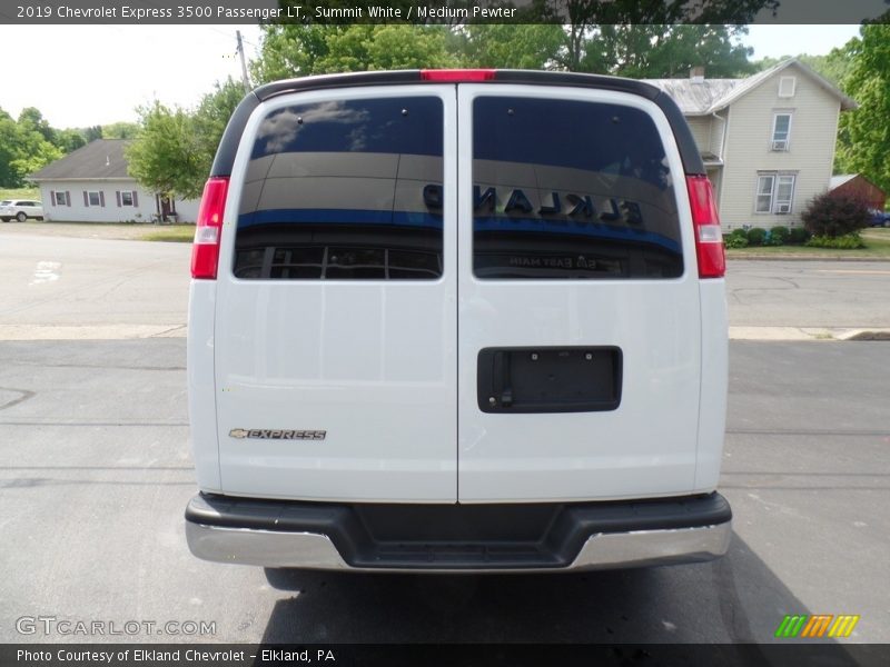 Summit White / Medium Pewter 2019 Chevrolet Express 3500 Passenger LT