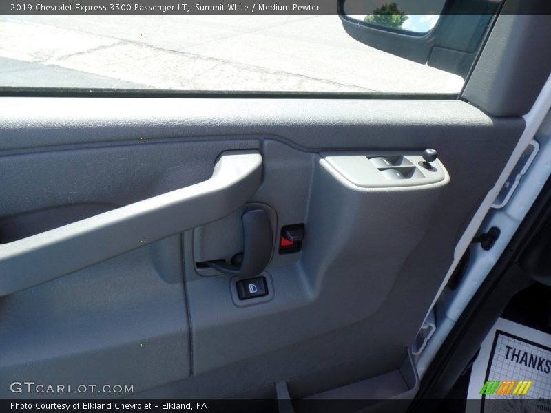Summit White / Medium Pewter 2019 Chevrolet Express 3500 Passenger LT