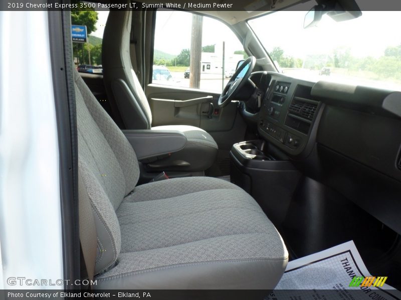Summit White / Medium Pewter 2019 Chevrolet Express 3500 Passenger LT