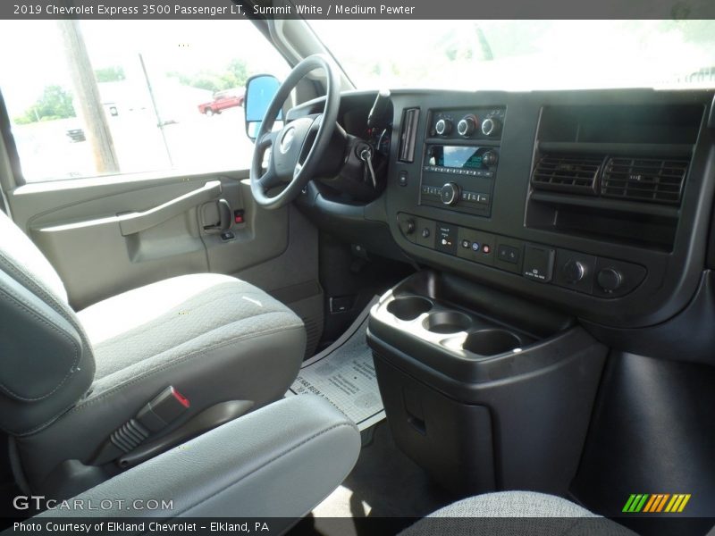Summit White / Medium Pewter 2019 Chevrolet Express 3500 Passenger LT