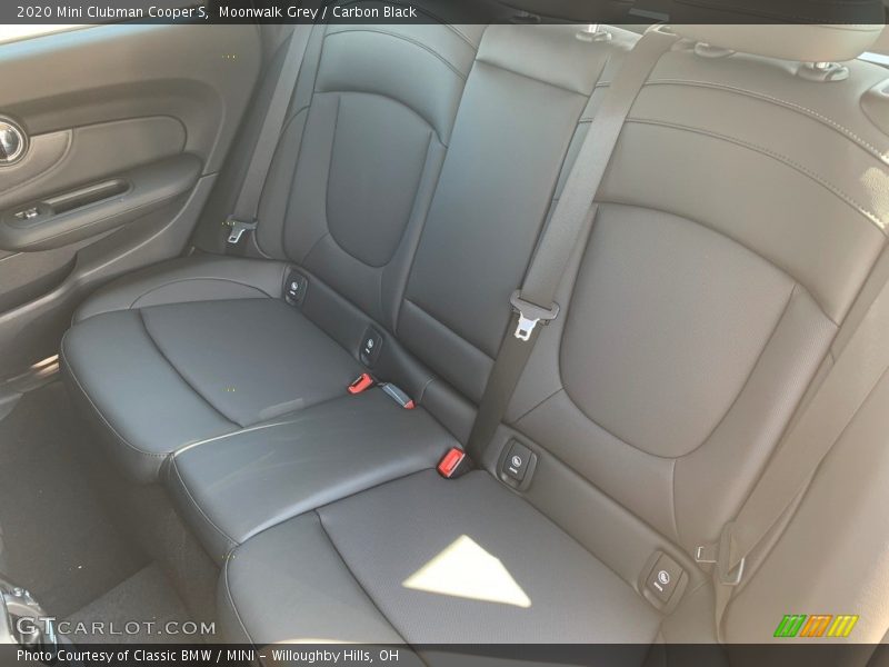 Moonwalk Grey / Carbon Black 2020 Mini Clubman Cooper S