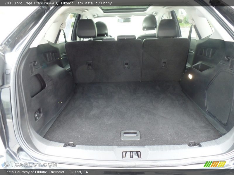  2015 Edge Titanium AWD Trunk