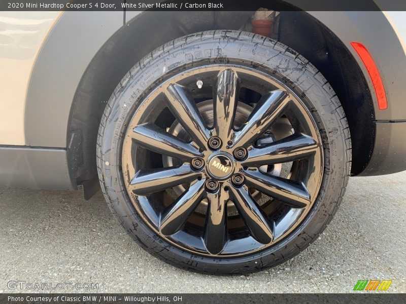 White Silver Metallic / Carbon Black 2020 Mini Hardtop Cooper S 4 Door