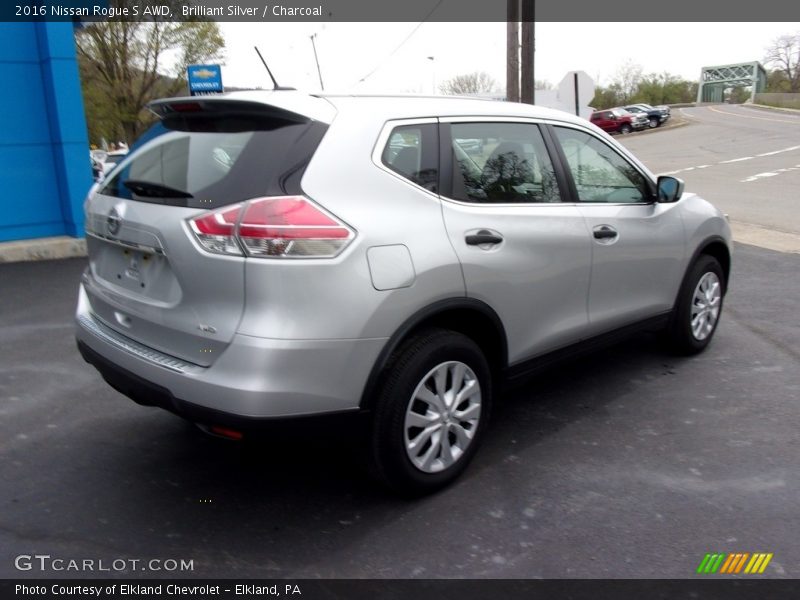 Brilliant Silver / Charcoal 2016 Nissan Rogue S AWD