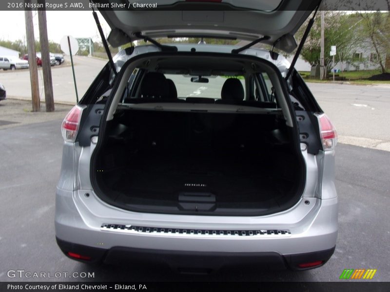 Brilliant Silver / Charcoal 2016 Nissan Rogue S AWD