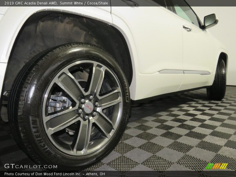 Summit White / Cocoa/Shale 2019 GMC Acadia Denali AWD