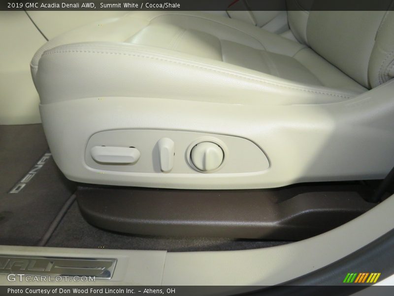 Summit White / Cocoa/Shale 2019 GMC Acadia Denali AWD