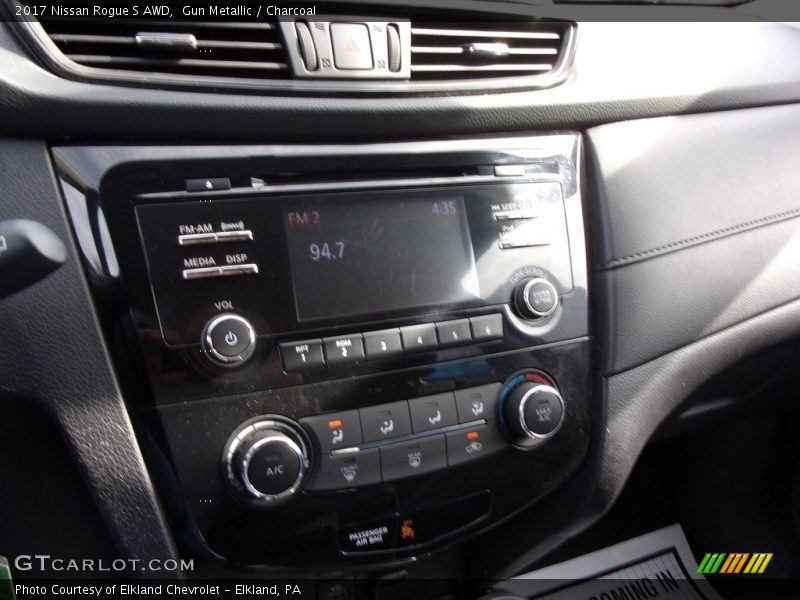 Gun Metallic / Charcoal 2017 Nissan Rogue S AWD