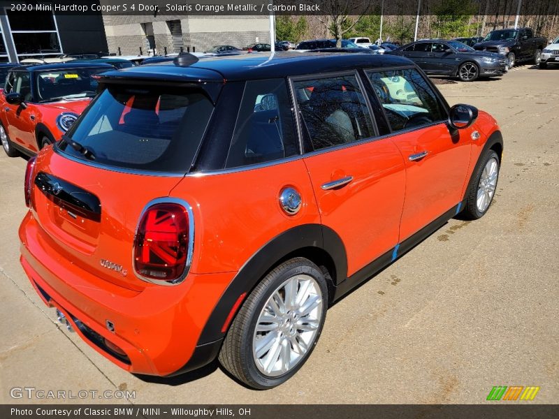 Solaris Orange Metallic / Carbon Black 2020 Mini Hardtop Cooper S 4 Door
