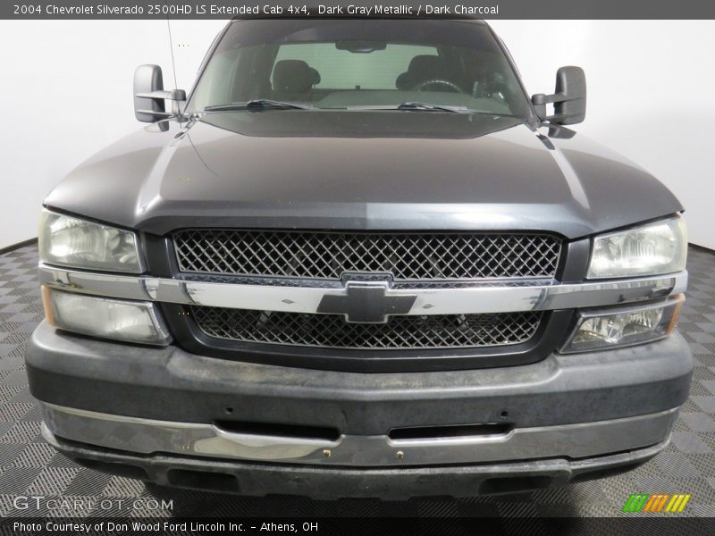 Dark Gray Metallic / Dark Charcoal 2004 Chevrolet Silverado 2500HD LS Extended Cab 4x4