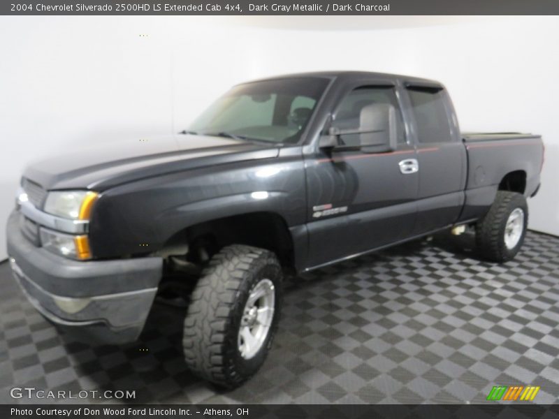 Dark Gray Metallic / Dark Charcoal 2004 Chevrolet Silverado 2500HD LS Extended Cab 4x4