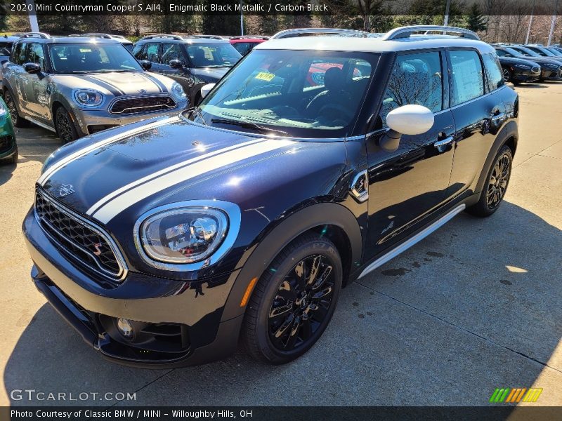 Enigmatic Black Metallic / Carbon Black 2020 Mini Countryman Cooper S All4