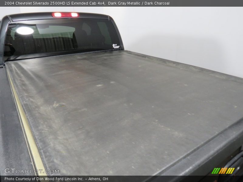 Dark Gray Metallic / Dark Charcoal 2004 Chevrolet Silverado 2500HD LS Extended Cab 4x4