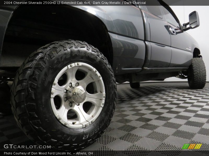 Dark Gray Metallic / Dark Charcoal 2004 Chevrolet Silverado 2500HD LS Extended Cab 4x4