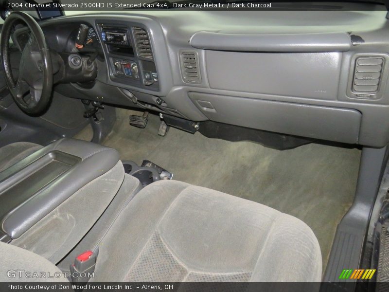 Dark Gray Metallic / Dark Charcoal 2004 Chevrolet Silverado 2500HD LS Extended Cab 4x4
