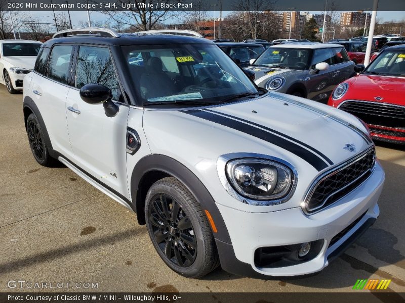 Light White / Black Pearl 2020 Mini Countryman Cooper S All4