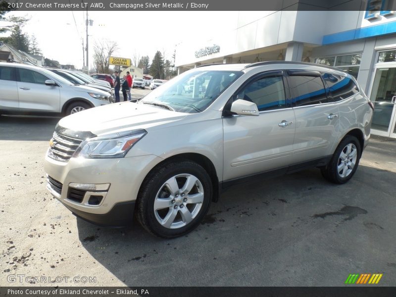 Champagne Silver Metallic / Ebony 2017 Chevrolet Traverse LT AWD