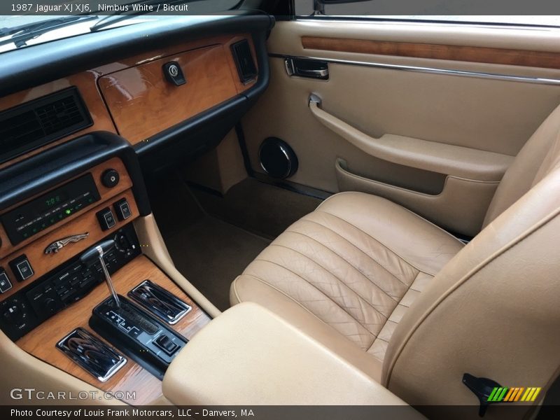 Front Seat of 1987 XJ XJ6