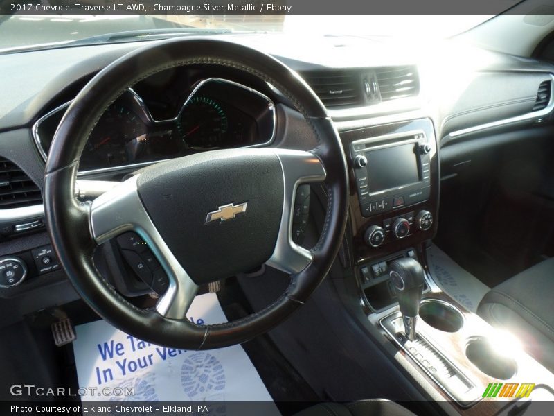 Champagne Silver Metallic / Ebony 2017 Chevrolet Traverse LT AWD