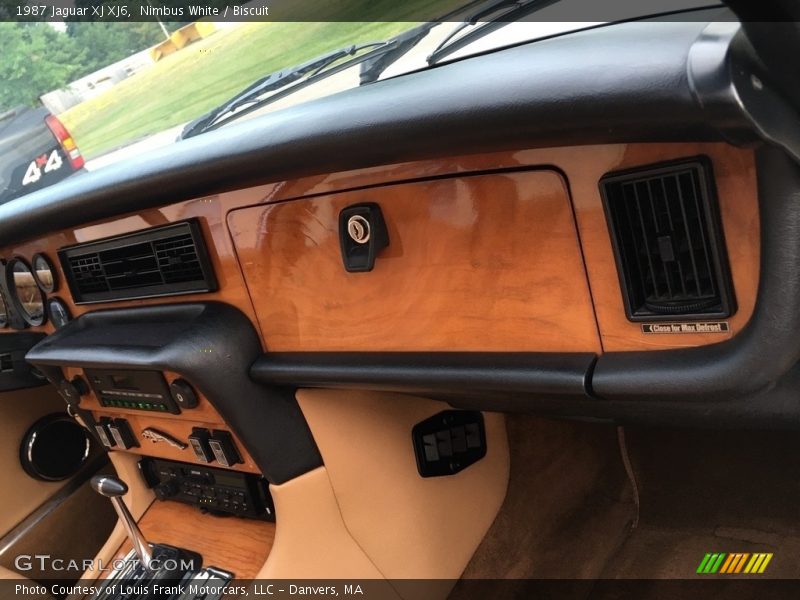 Dashboard of 1987 XJ XJ6