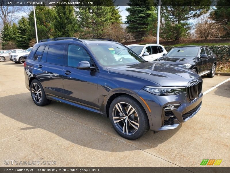 Arctic Grey Metallic / Black 2020 BMW X7 xDrive40i