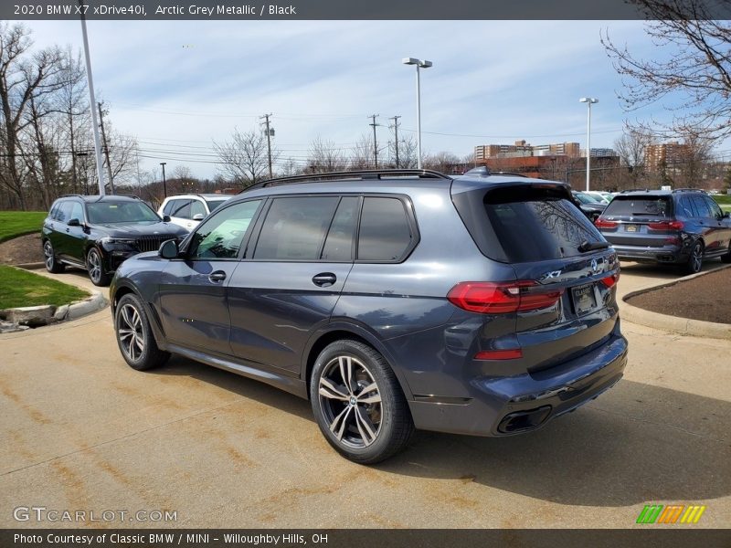 Arctic Grey Metallic / Black 2020 BMW X7 xDrive40i