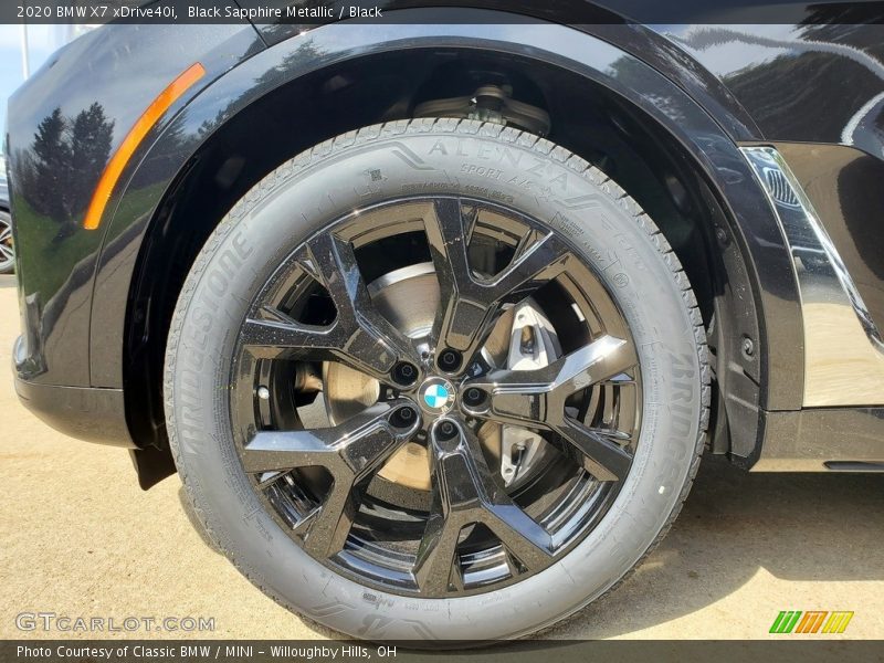 Black Sapphire Metallic / Black 2020 BMW X7 xDrive40i