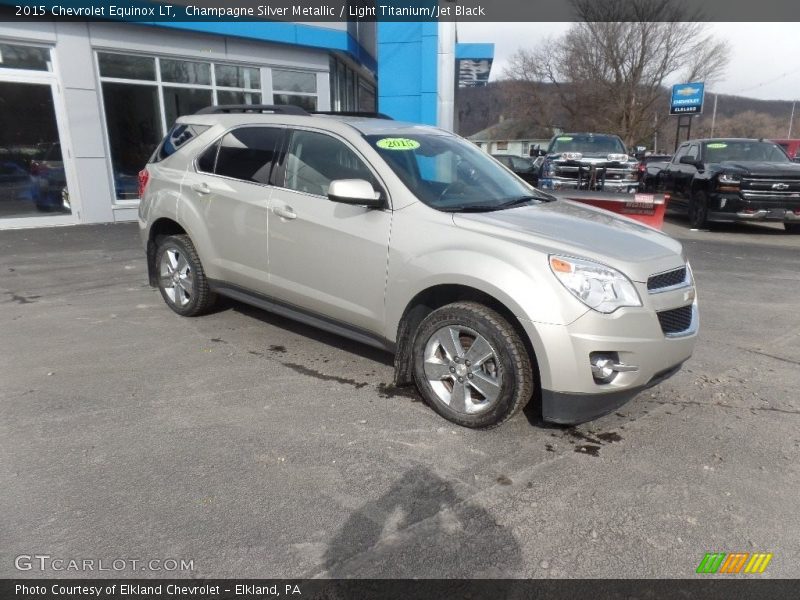 Front 3/4 View of 2015 Equinox LT