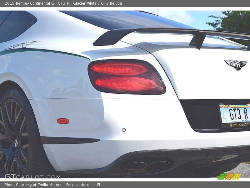 Glacier White / GT3 Beluga 2015 Bentley Continental GT GT3 R