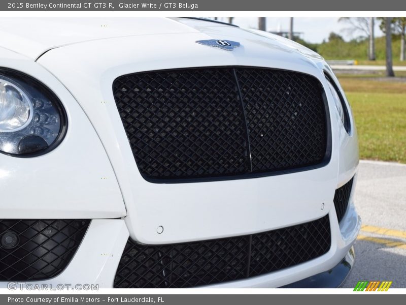 Glacier White / GT3 Beluga 2015 Bentley Continental GT GT3 R