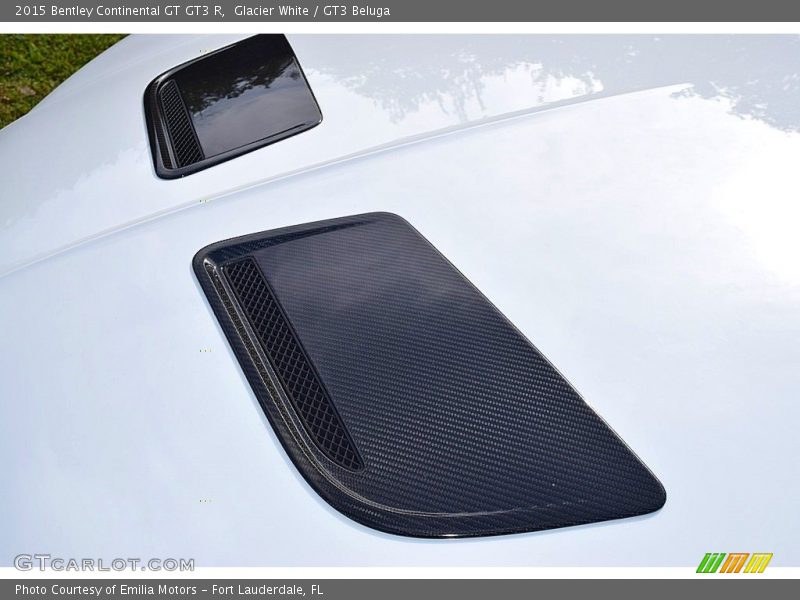 Glacier White / GT3 Beluga 2015 Bentley Continental GT GT3 R