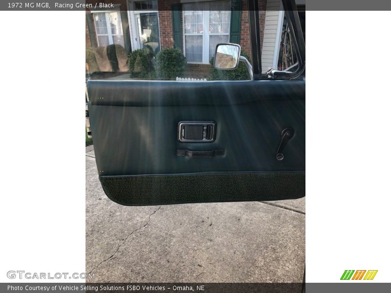 Racing Green / Black 1972 MG MGB