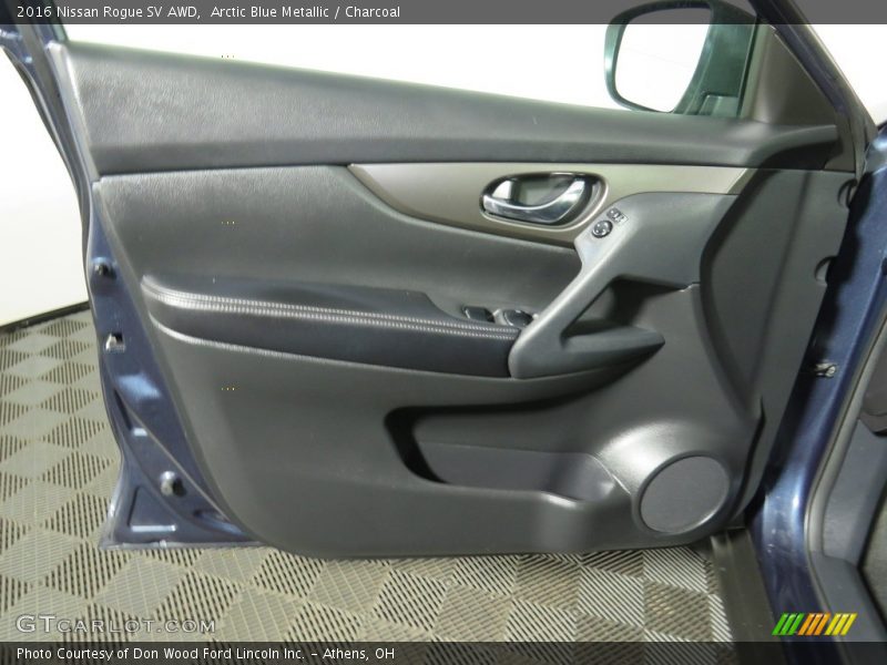 Arctic Blue Metallic / Charcoal 2016 Nissan Rogue SV AWD