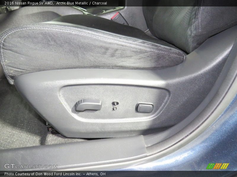 Arctic Blue Metallic / Charcoal 2016 Nissan Rogue SV AWD