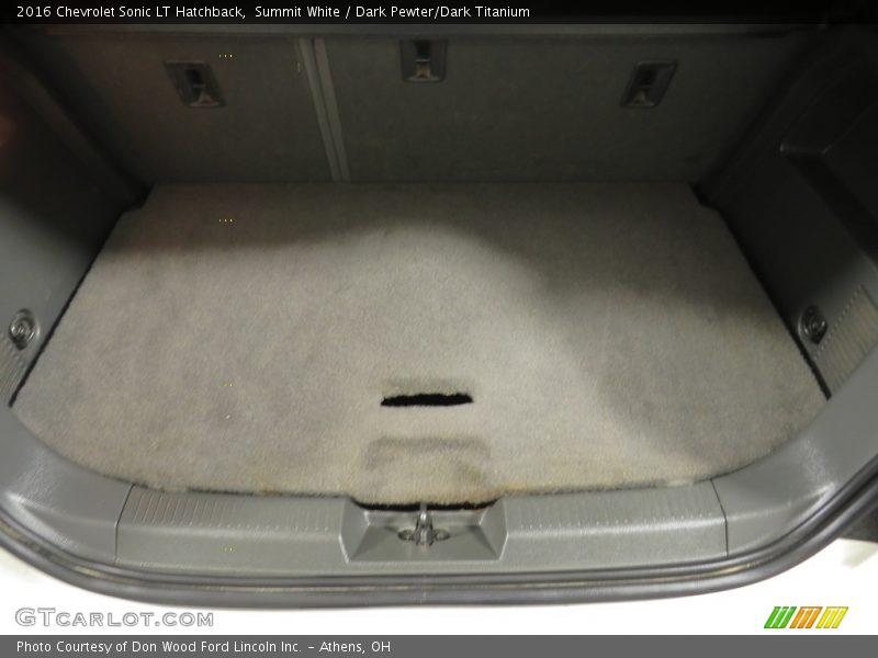 Summit White / Dark Pewter/Dark Titanium 2016 Chevrolet Sonic LT Hatchback