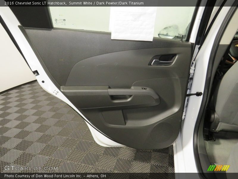 Summit White / Dark Pewter/Dark Titanium 2016 Chevrolet Sonic LT Hatchback
