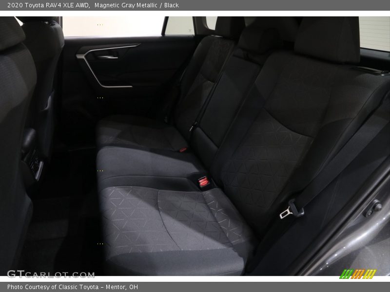 Magnetic Gray Metallic / Black 2020 Toyota RAV4 XLE AWD