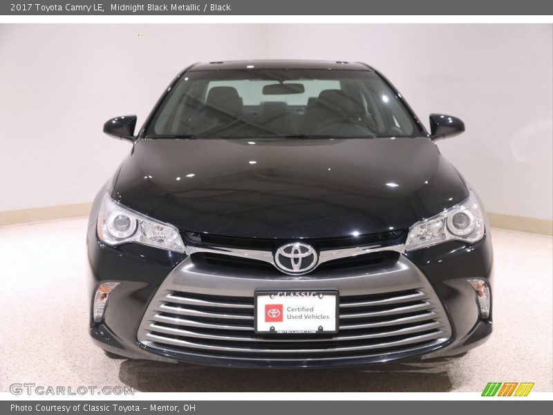 Midnight Black Metallic / Black 2017 Toyota Camry LE