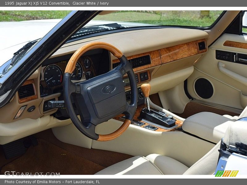 Dashboard of 1995 XJ XJS V12 Convertible