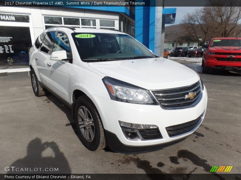 Summit White / Dark Titanium/Light Titanium 2017 Chevrolet Traverse LT AWD