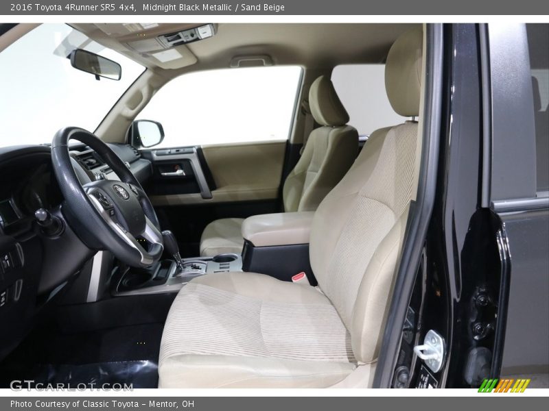 Midnight Black Metallic / Sand Beige 2016 Toyota 4Runner SR5 4x4