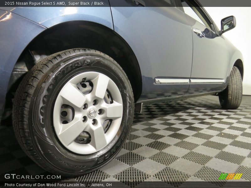 Super Black / Black 2015 Nissan Rogue Select S AWD