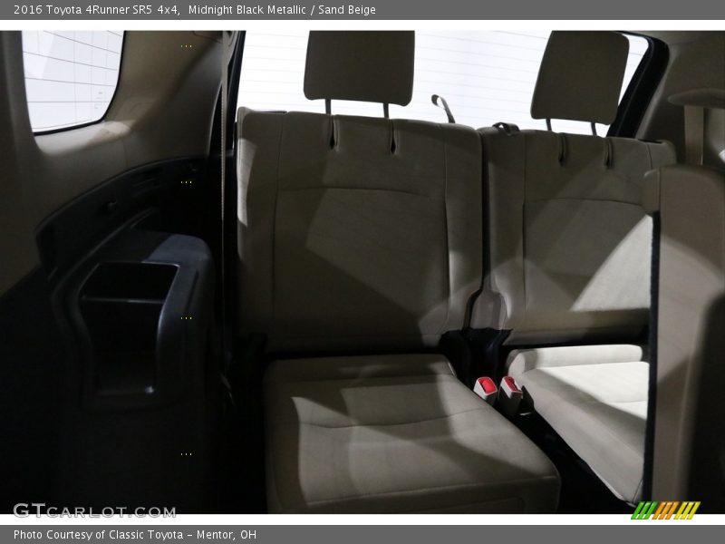Midnight Black Metallic / Sand Beige 2016 Toyota 4Runner SR5 4x4