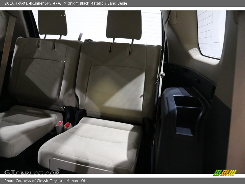 Midnight Black Metallic / Sand Beige 2016 Toyota 4Runner SR5 4x4