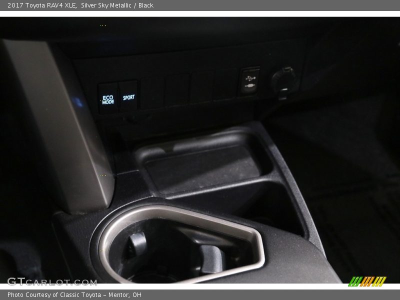 Silver Sky Metallic / Black 2017 Toyota RAV4 XLE
