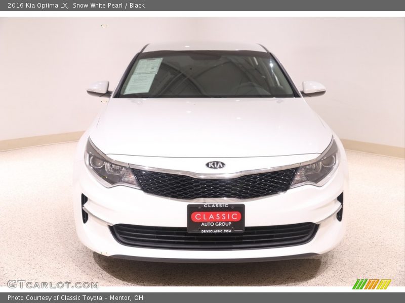 Snow White Pearl / Black 2016 Kia Optima LX