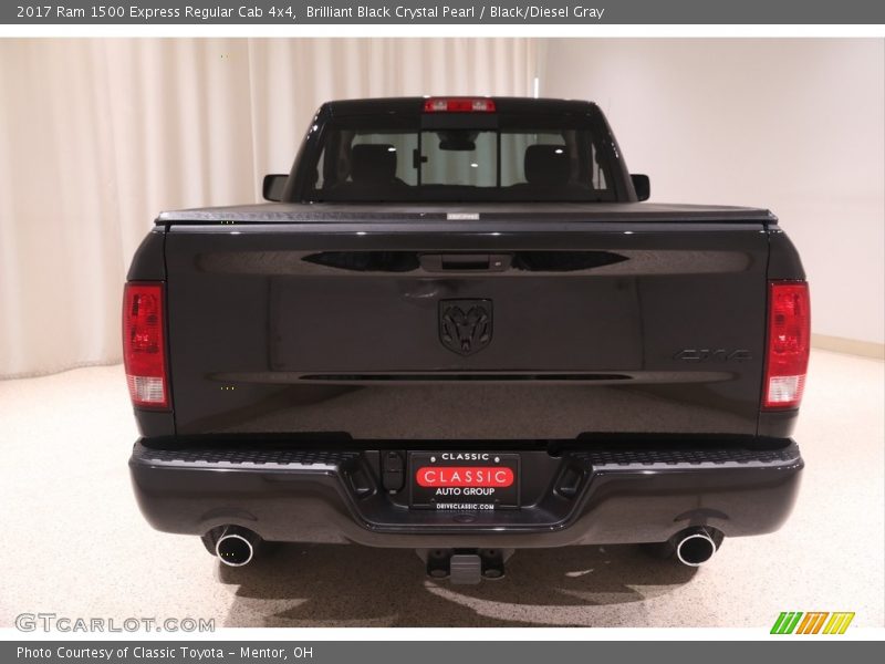 Brilliant Black Crystal Pearl / Black/Diesel Gray 2017 Ram 1500 Express Regular Cab 4x4