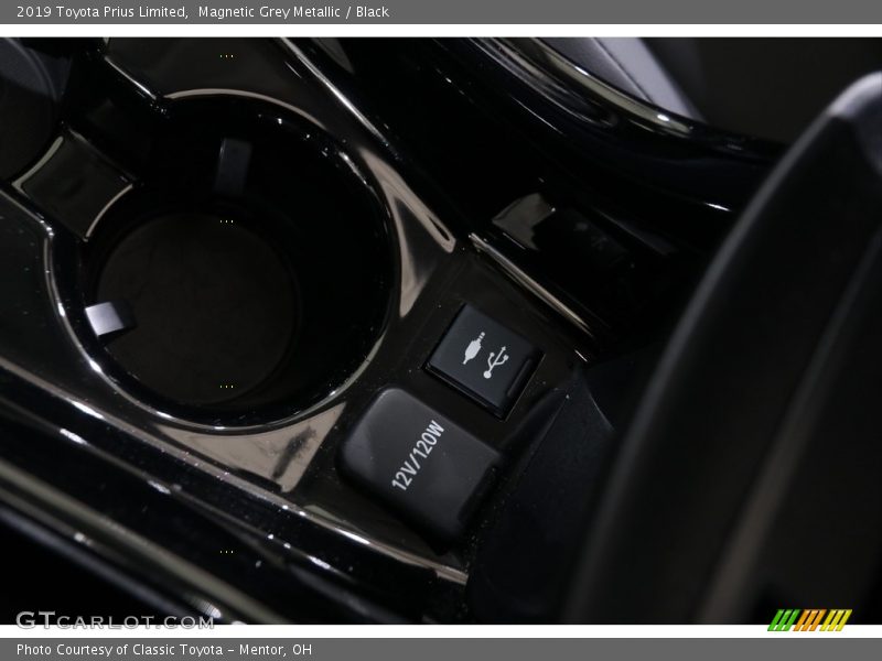 Magnetic Grey Metallic / Black 2019 Toyota Prius Limited