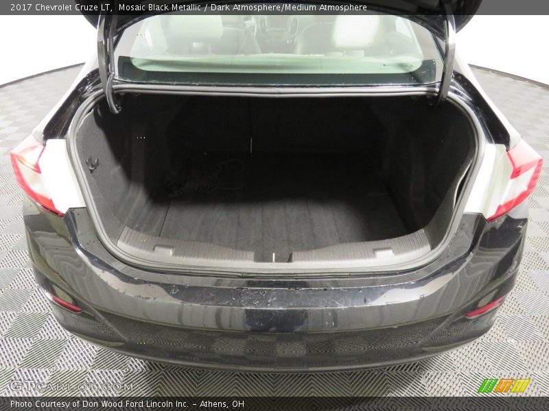 Mosaic Black Metallic / Dark Atmosphere/Medium Atmosphere 2017 Chevrolet Cruze LT