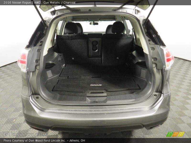 Gun Metallic / Charcoal 2016 Nissan Rogue S AWD